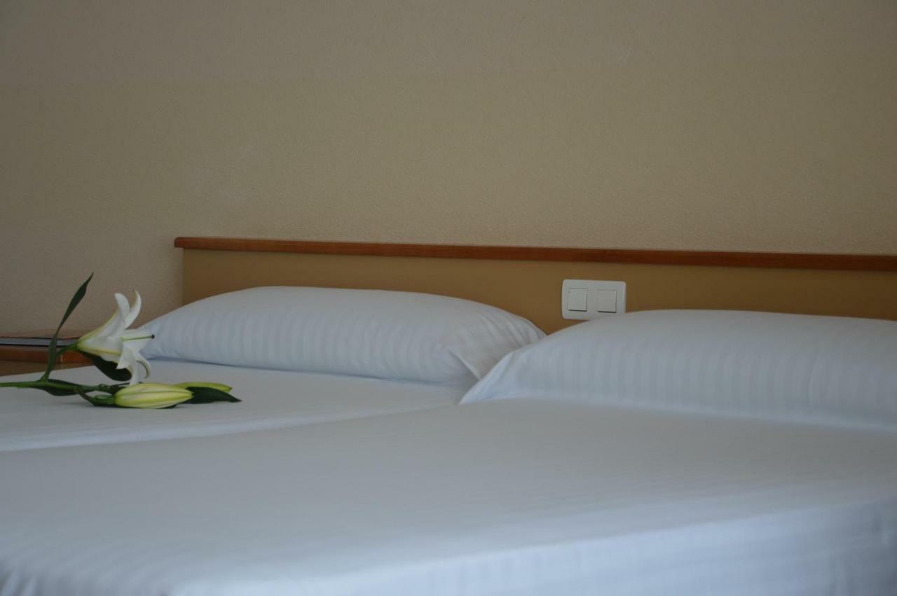 Hotel La Mota By Punta25 Hotels Group Medina del Campo Exteriör bild